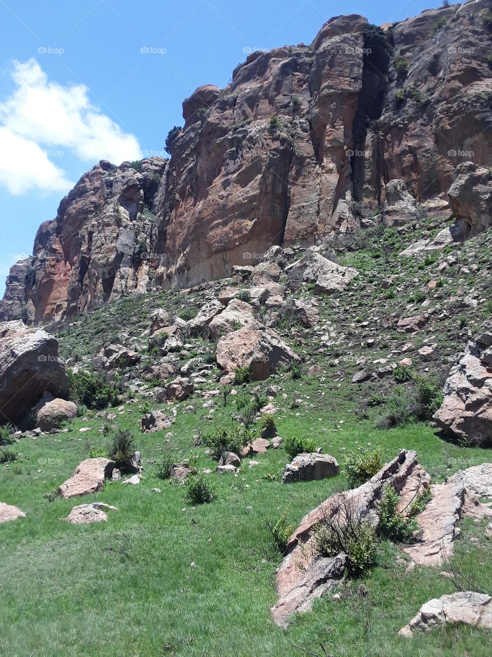 A beautiful mountain side of the mount Comet.