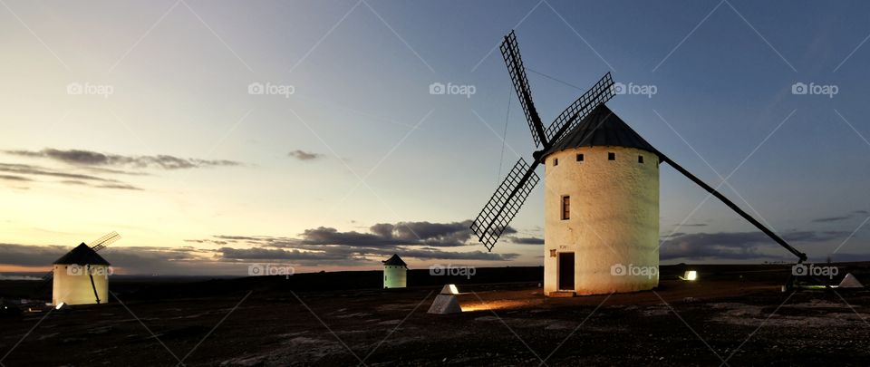 Campos de Criptana 
molinos de viento
 Criptana Fields
 windmills