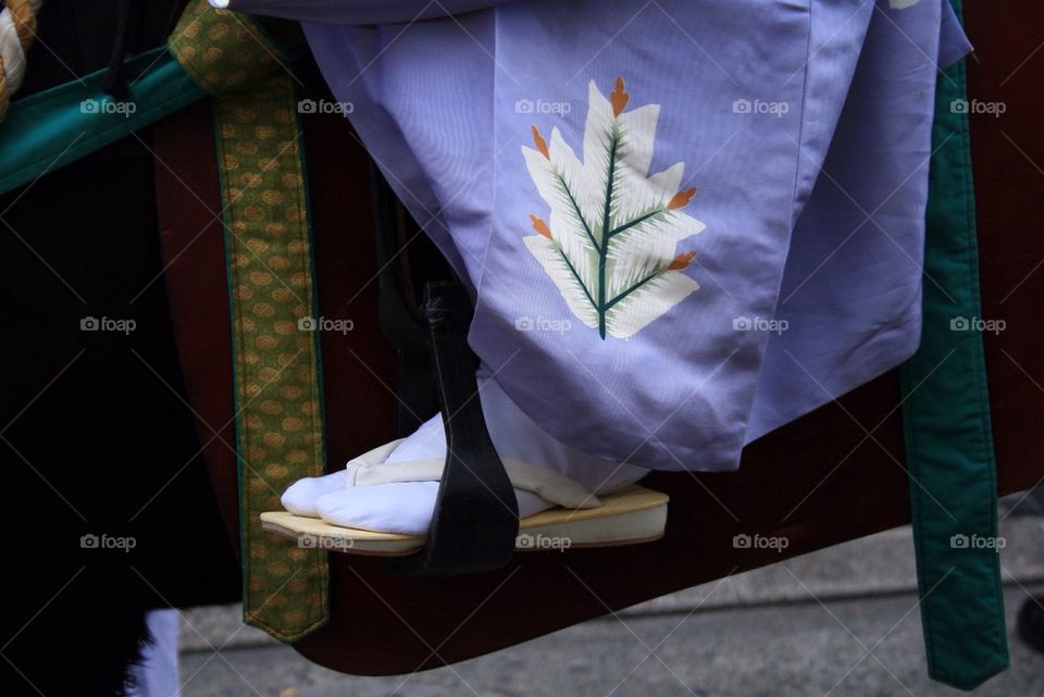 Japanese slippers from a man on horseback