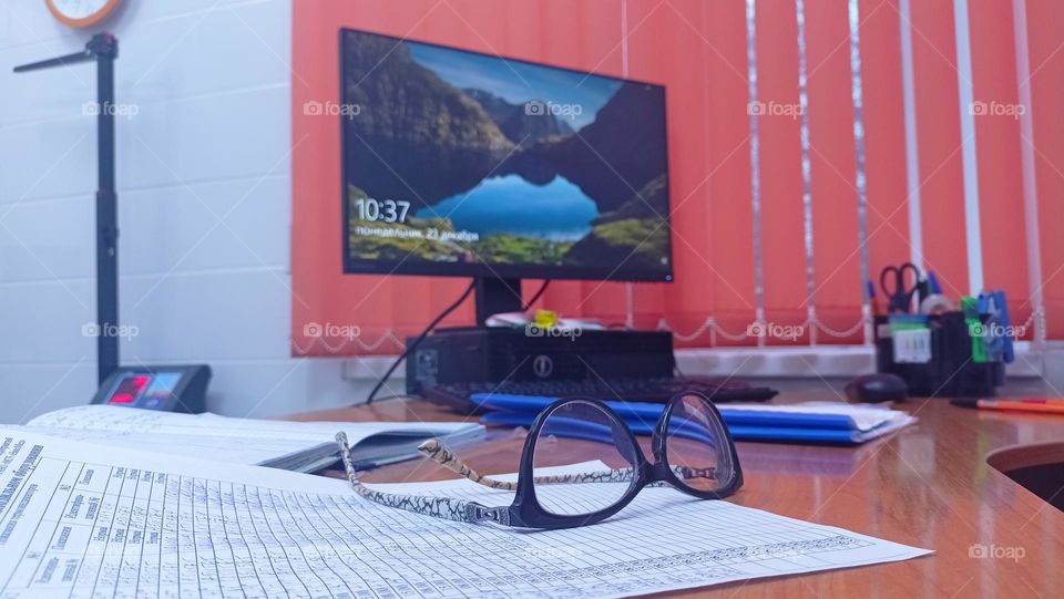 doctor's desk, monitor on the table, computer desk, keyboard, window, stingers, orange