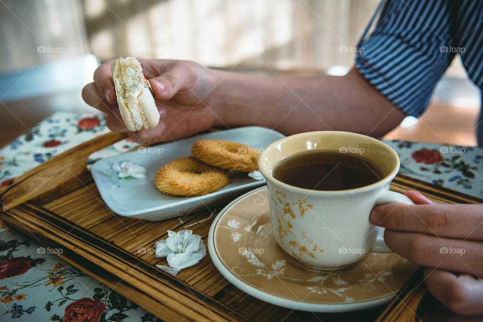 Close-up of tea with cookies