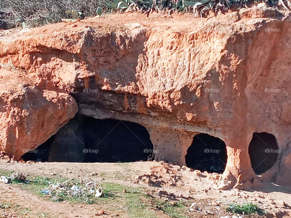 Ancien mountain caves
