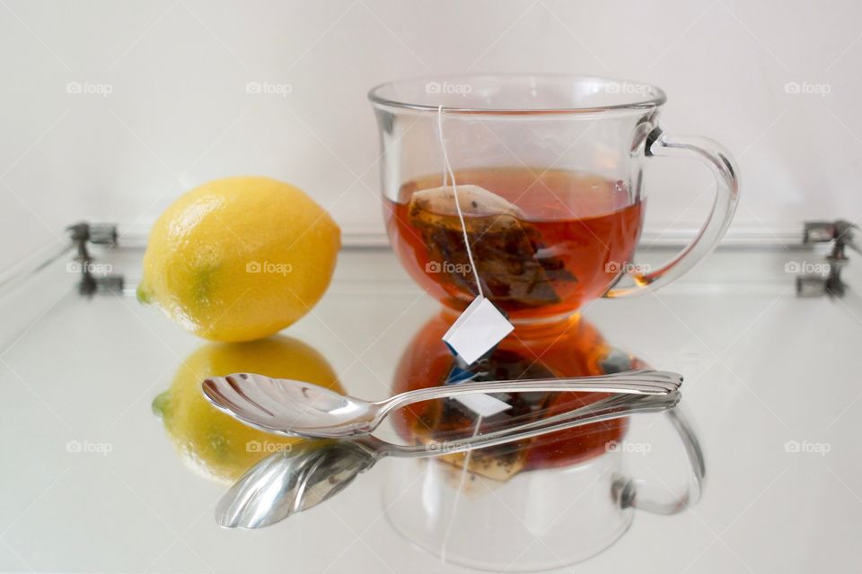 Tea with lemon 