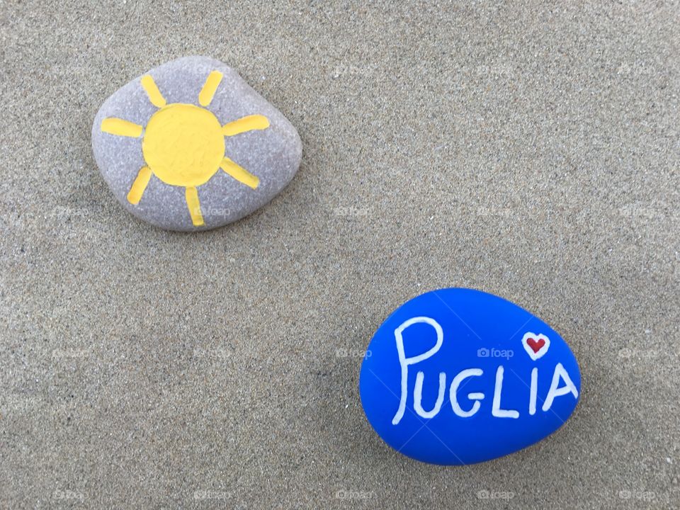 Puglia, souvenir on colored stones