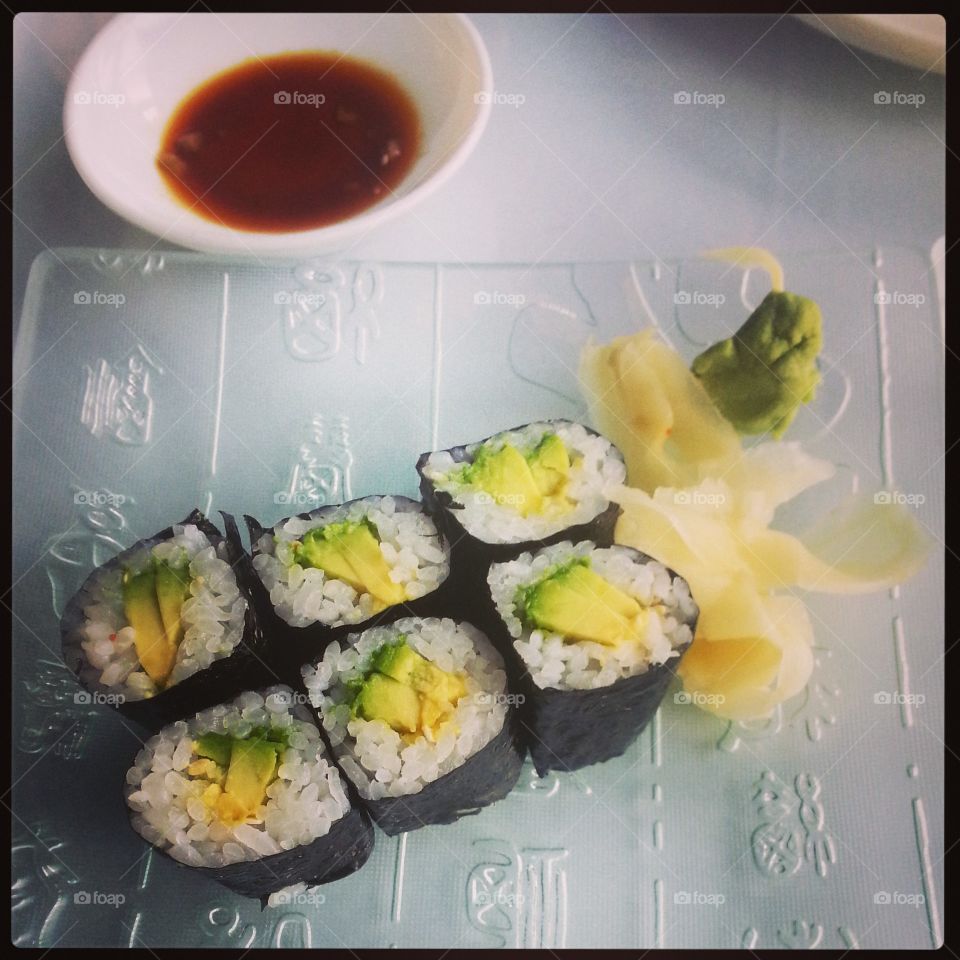 avocado roll