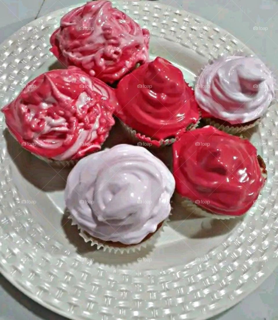 Ice cream is being enjoyed at a birthday party.