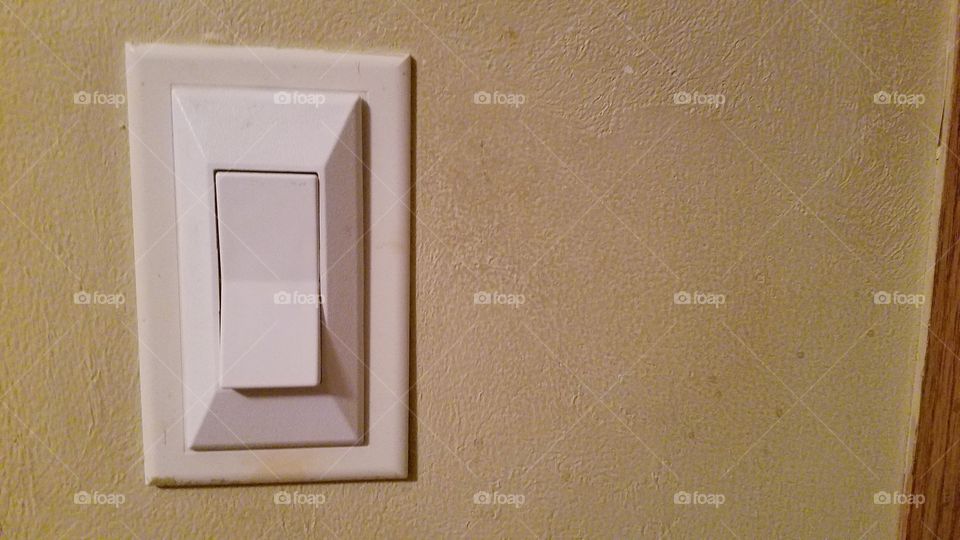 light switch left