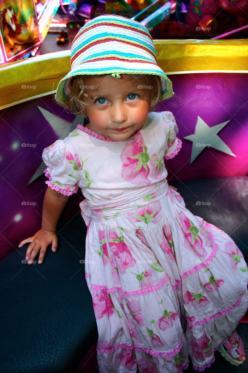 CAROUSEL RIDING GIRL