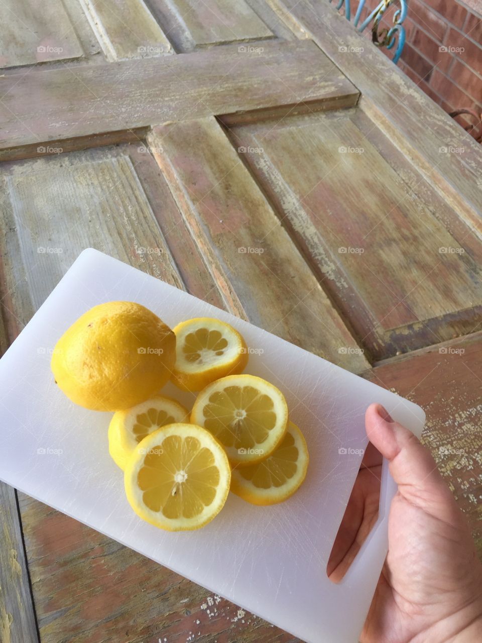 Lemon slices