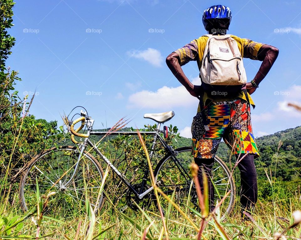 See the world by cycling