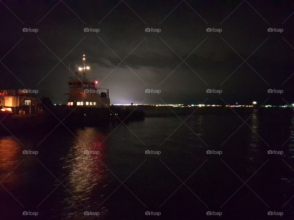 Вечерний рейс по Оби