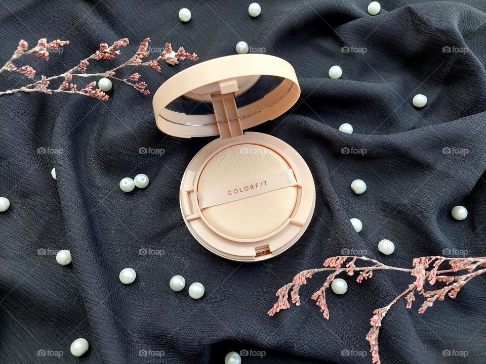 Perfect glow cushion.