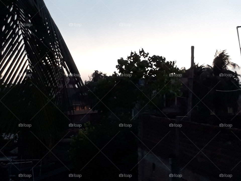 The sun starts to set