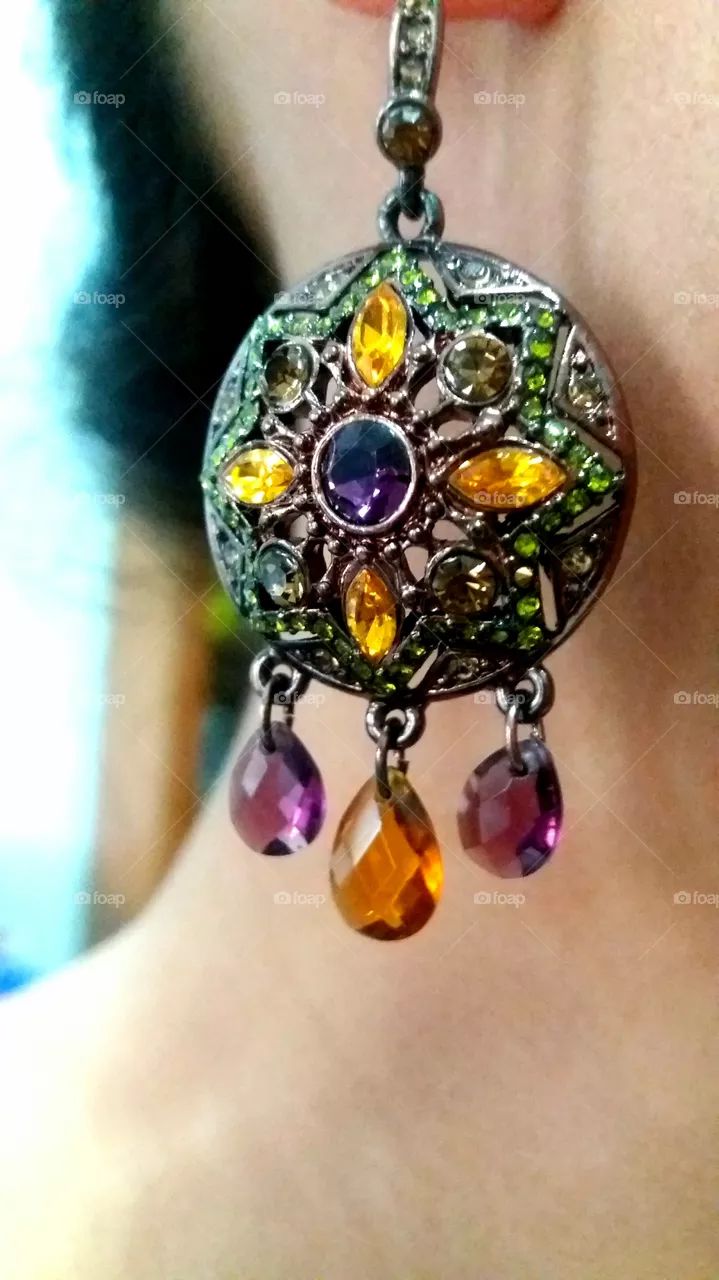 EARING