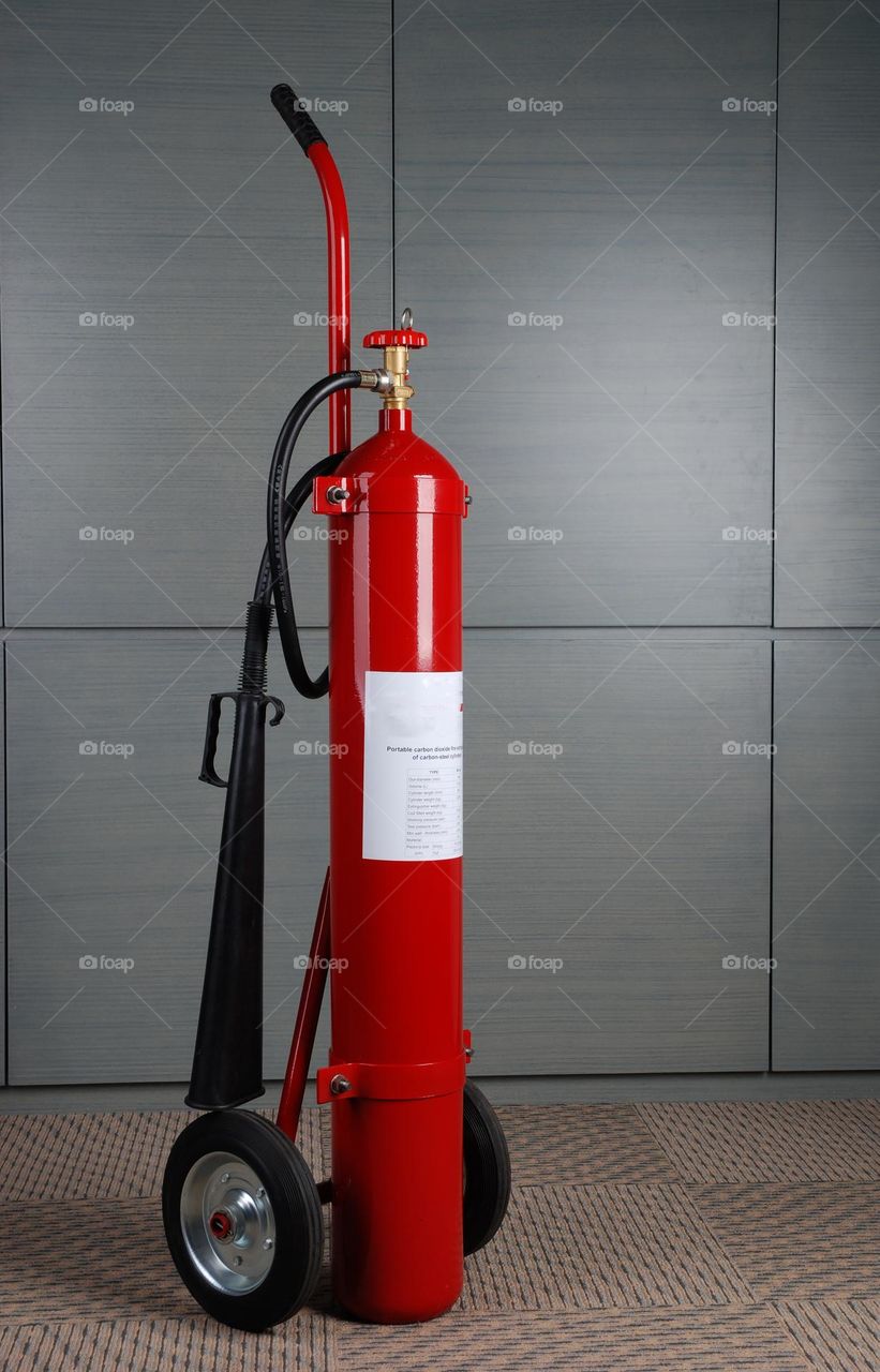 portable fire extinguisher, this tool usually has offices, hotels, and housing. The function of this tool is to extinguish the fire while waiting for the fire department to come