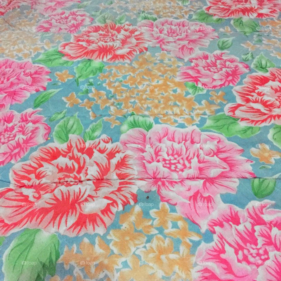 Wallpaper seamless vintage pink flower pattern. Wallpaper seamless vintage pink flower pattern on blue background