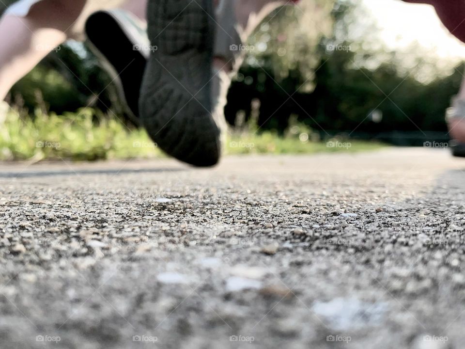 Fast Run Sisters Competition Feet At Sunset