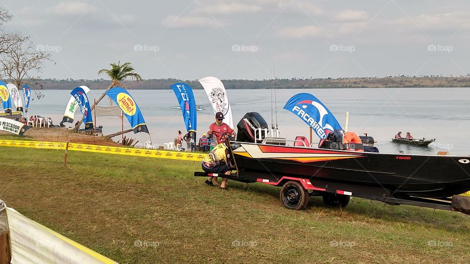 Botes, motores, bandeiras, marketings, pesca, náutica, águas, barcos.