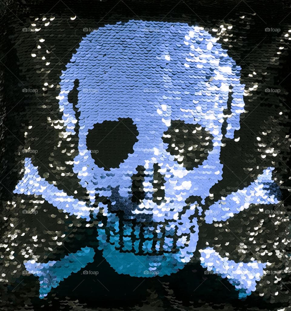 blue glitter skull