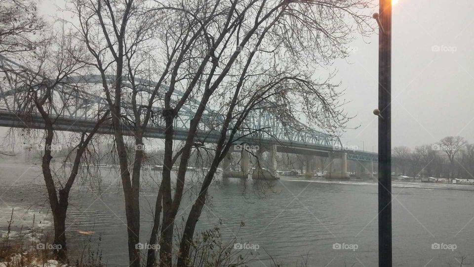Bridge on the Mississippi