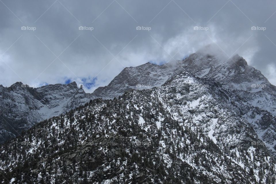 Sierra Nevada mountain range in California 