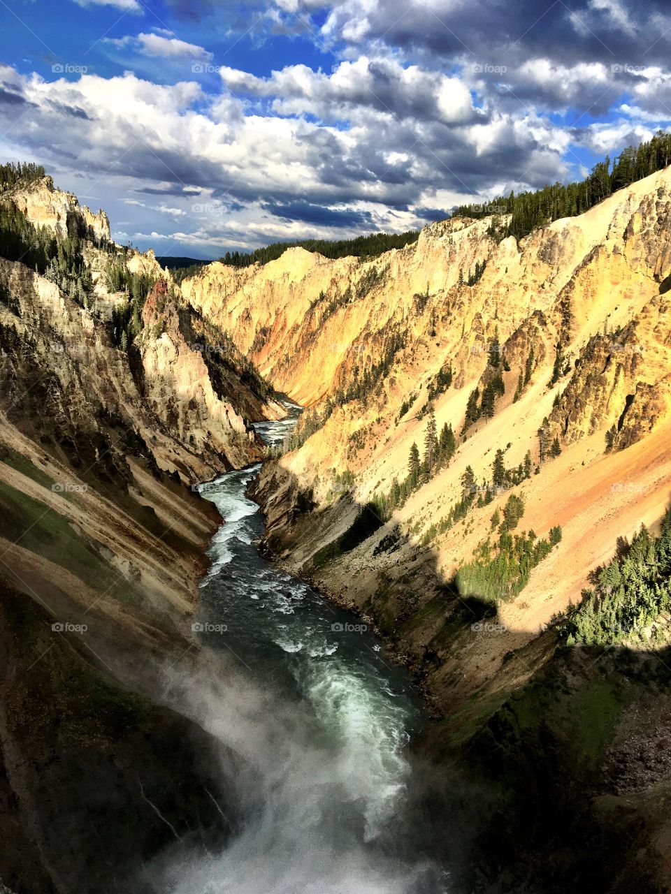 The Grand Canyon of the Yellowstone