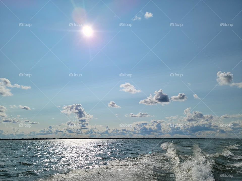 Have Monday off, why not boat?