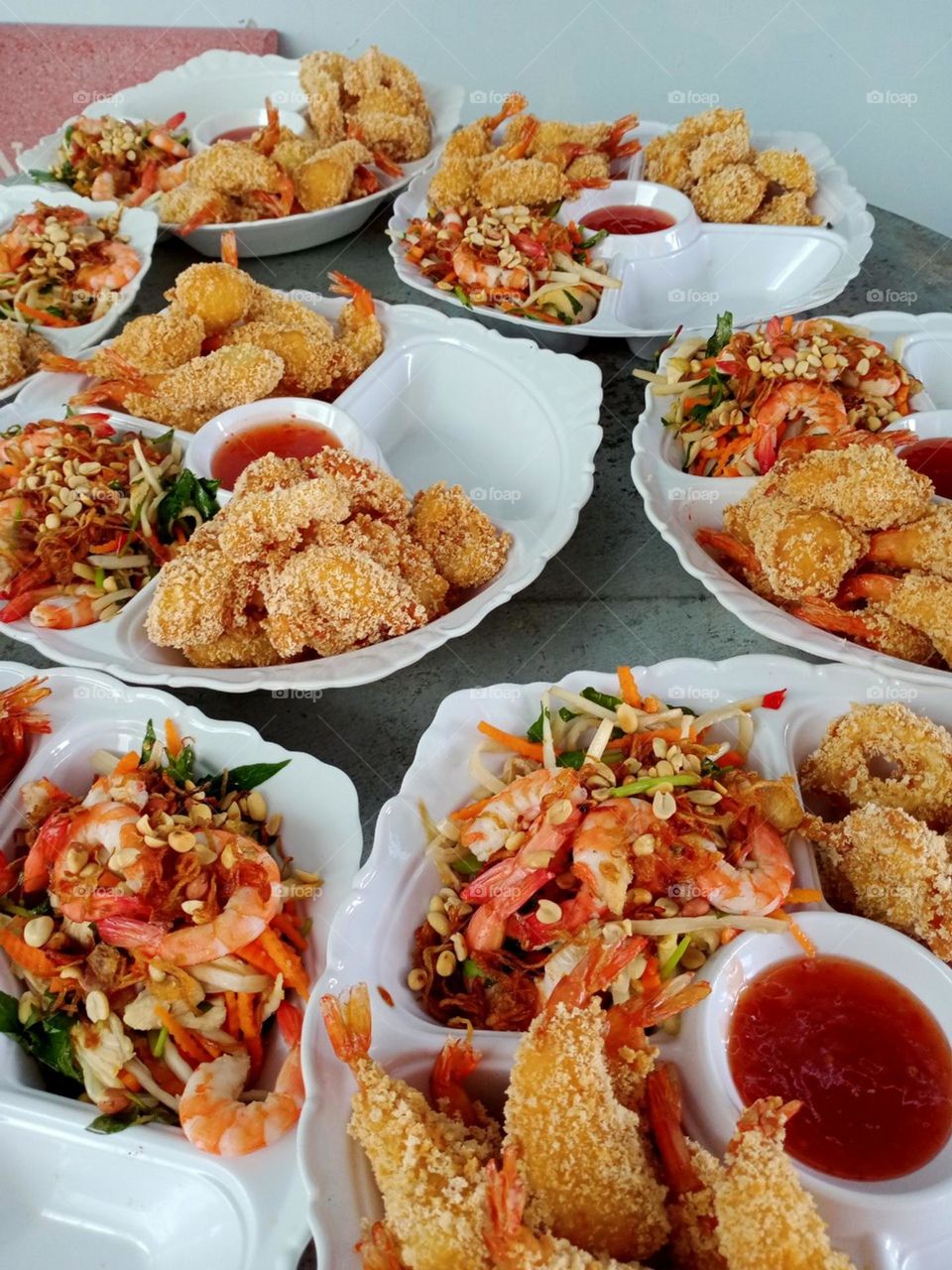 Gỏi Tôm và Tôm chiên bột