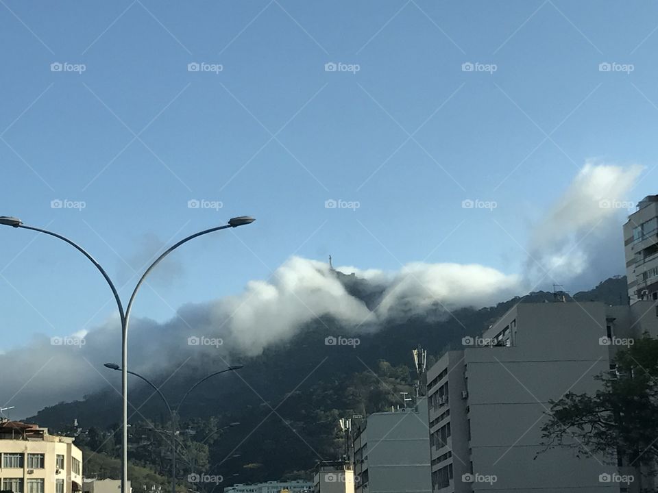 Cloud covering Christ
Rio - Brazil 
