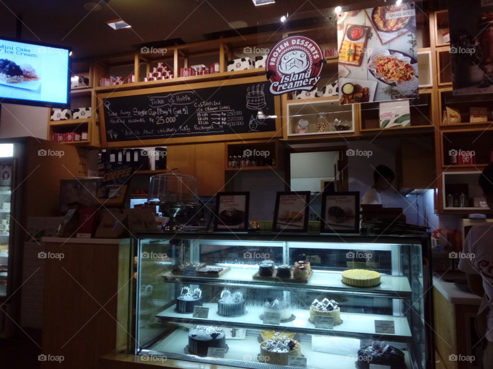 Ice Cream Parlor