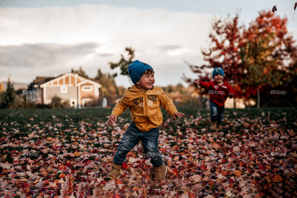 Laughter in the fall park play