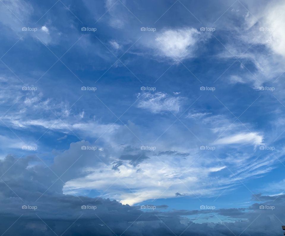 Beautiful Sky and Clouds on Sunny Day 