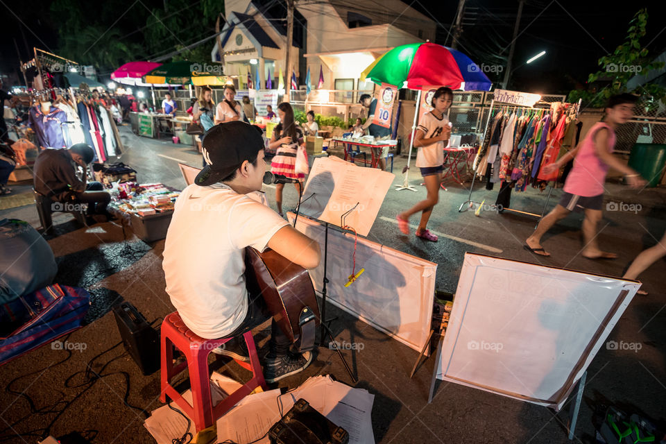 Street music performance 