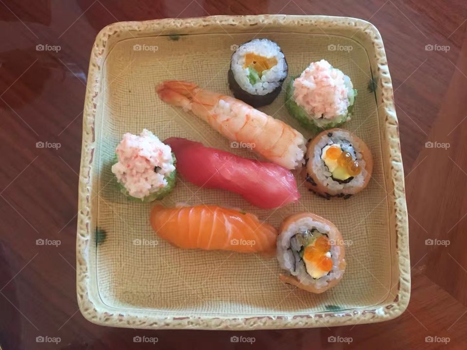 Sushi Plate