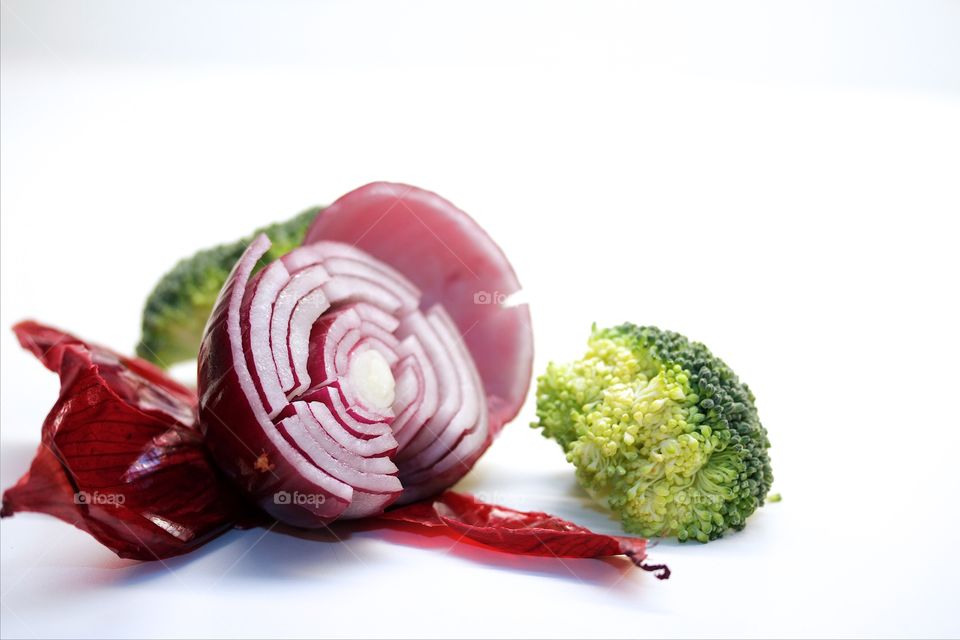 Red onion and broccoli