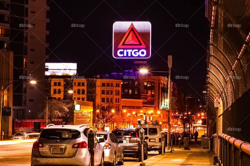 Apparently, Red Sox players aim to hit this Citgo sign when batting in the Fenway Stadium. Because there is quite a distance, the sign has never been hit physocally, but there’s never anything wrong with dreaming big. 🤘✨