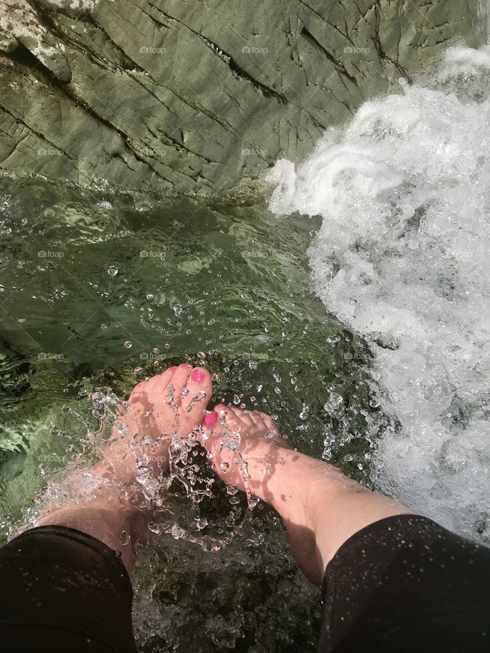 Couldn’t resist dipping my toes in the cool sparkly water.  Pink pedicure stands out.