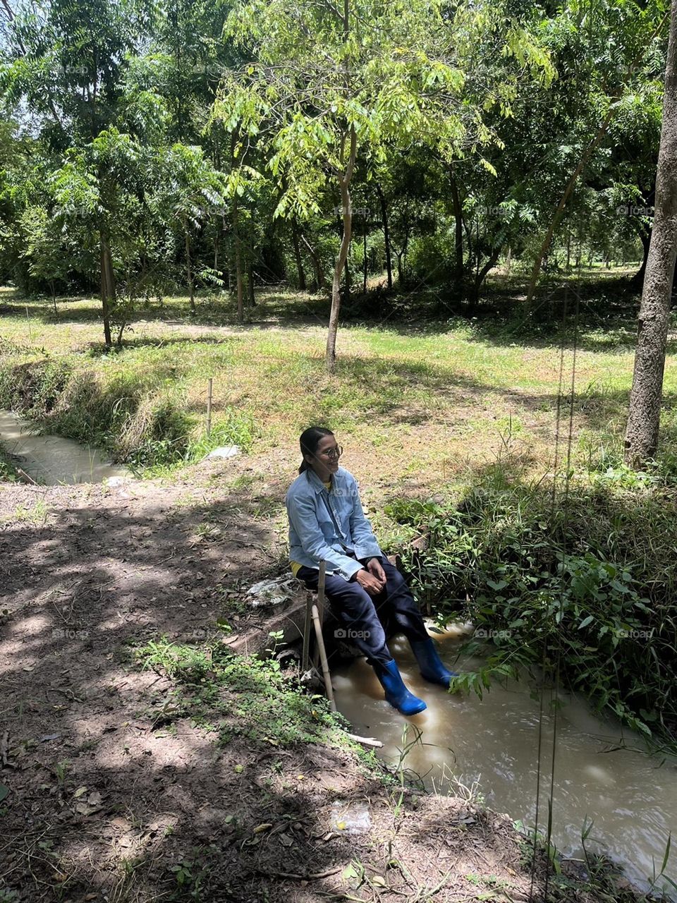 This is me, and this is a photo taken in my garden.@ upcountry ( Thailand 🇹🇭