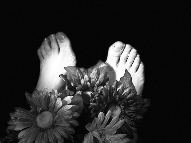 Besutiful woman feet