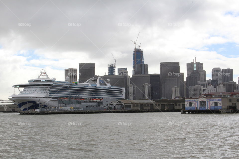 San Francisco Bay cruise ship