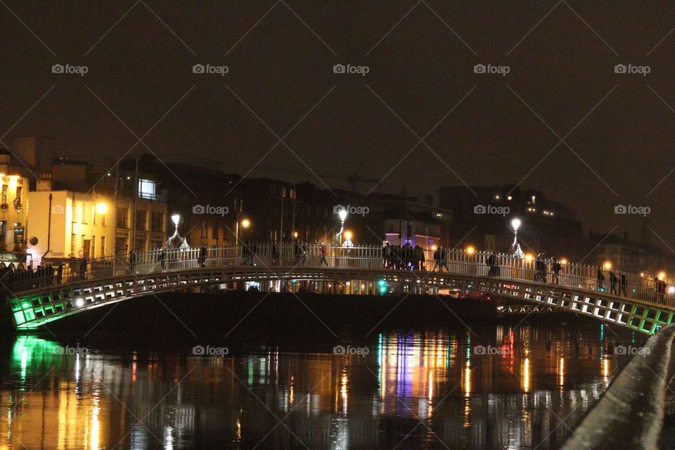 This femas brdge in ireland dublin city centre call  Hap peny bridge  is beutiful frame