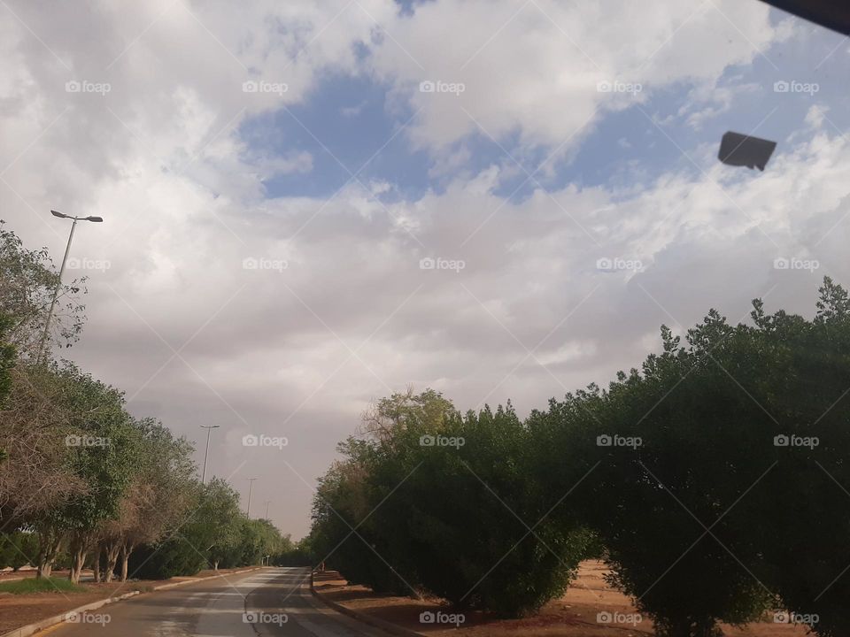 Please help me, I am very poor, I need your support and God is in need