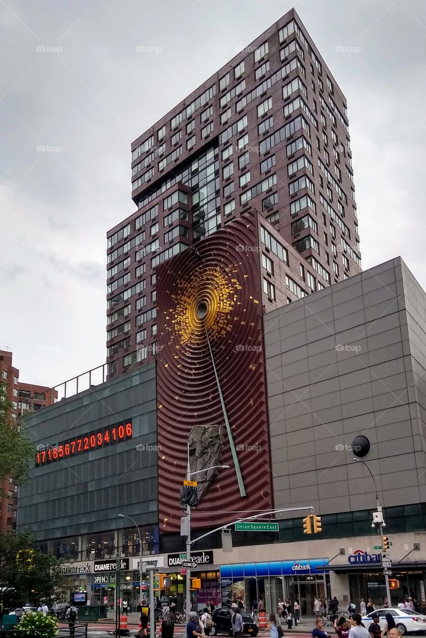 Union Square Ellipse Clock on 14th St NYC