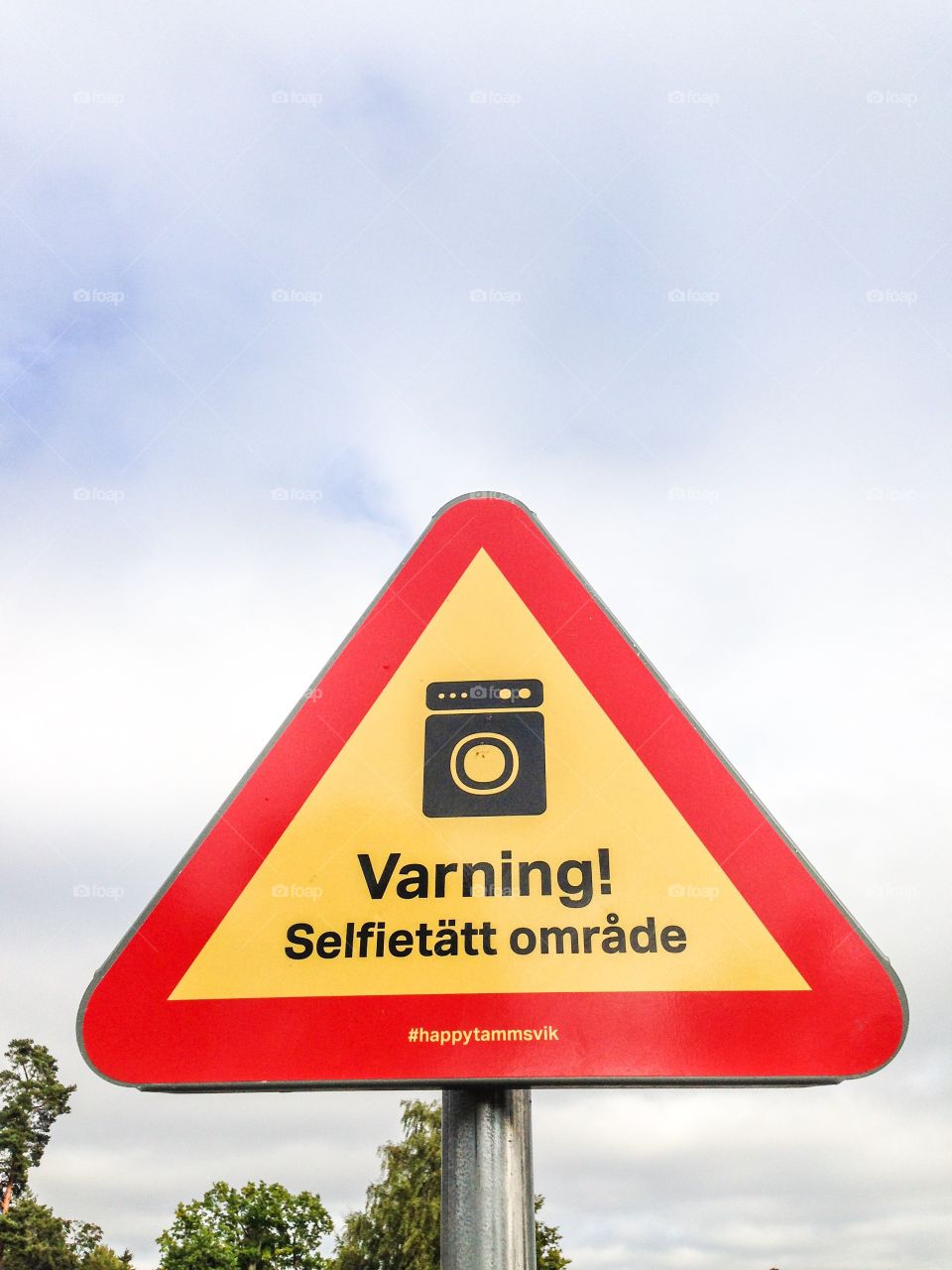 warning for selfies