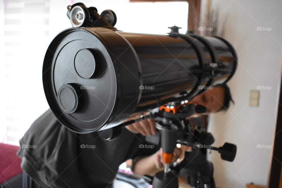 setting up the telescope