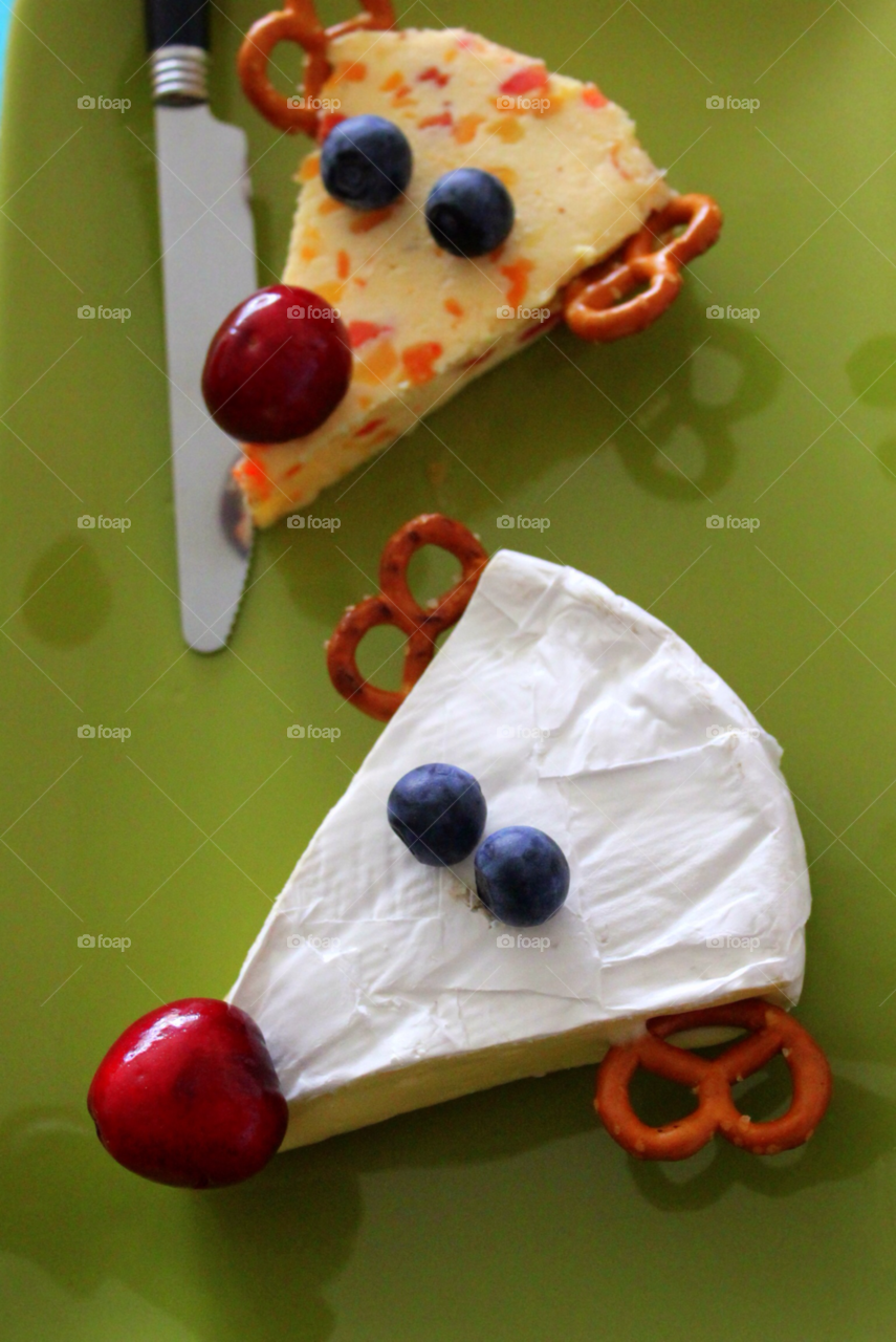 food cherry cheese brie by cataana