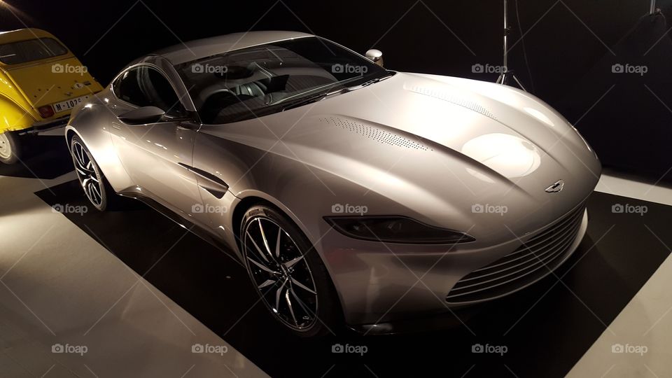 Aston Martin DB10 car - Spectre - James Bond 007