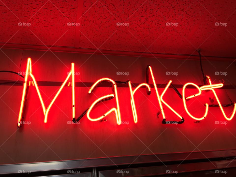 Neon MARKET sign