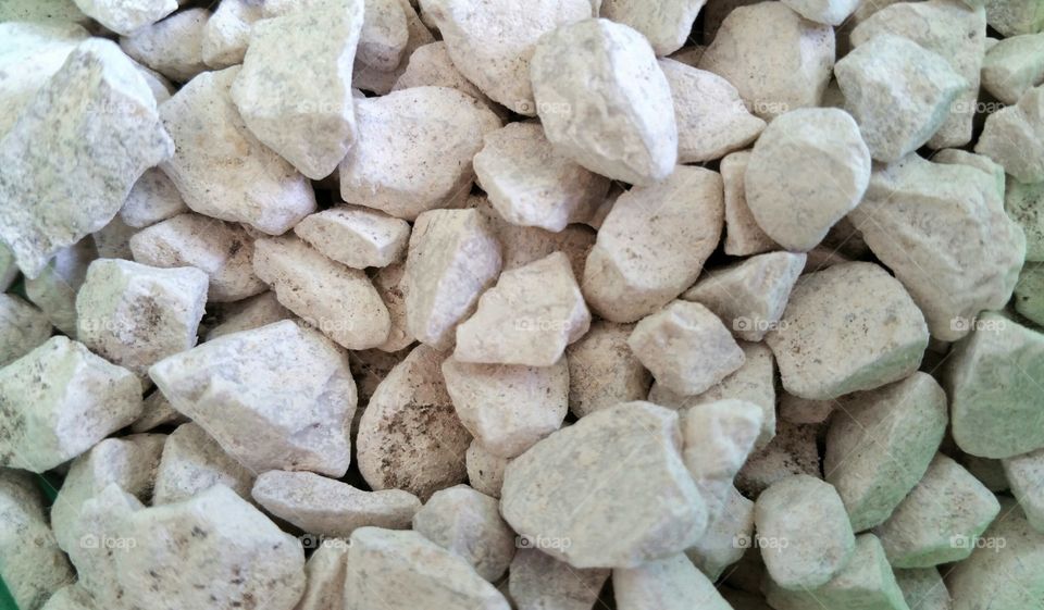 White gravels
