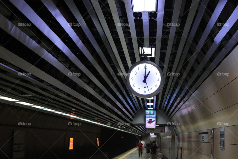 Station, Clock, Time